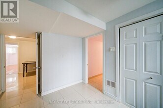 5 Lockdare St in Toronto, ON - Building Photo - Building Photo