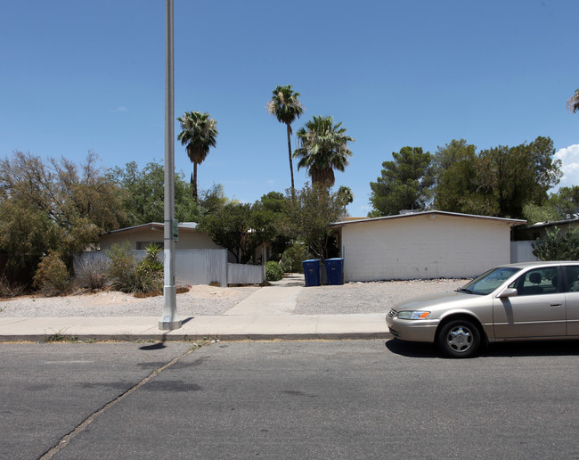 1227-1241 E Drachman St in Tucson, AZ - Building Photo - Building Photo