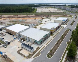 6490 Wy Pt Blvd in Magnolia Square, FL - Building Photo