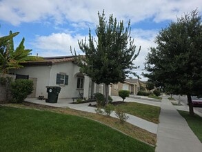 4847 Graphite Crk Rd in Jurupa Valley, CA - Building Photo - Building Photo