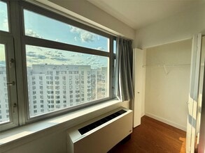 40- 22 College Point Blvd in Queens, NY - Building Photo - Building Photo