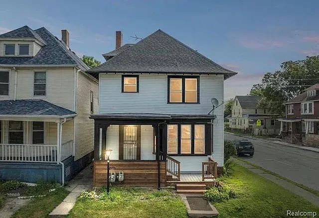 2402 Sheridan St in Detroit, MI - Building Photo - Building Photo