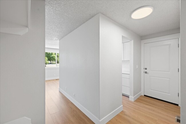 1309 W Maple Ave in Meridian, ID - Building Photo - Building Photo