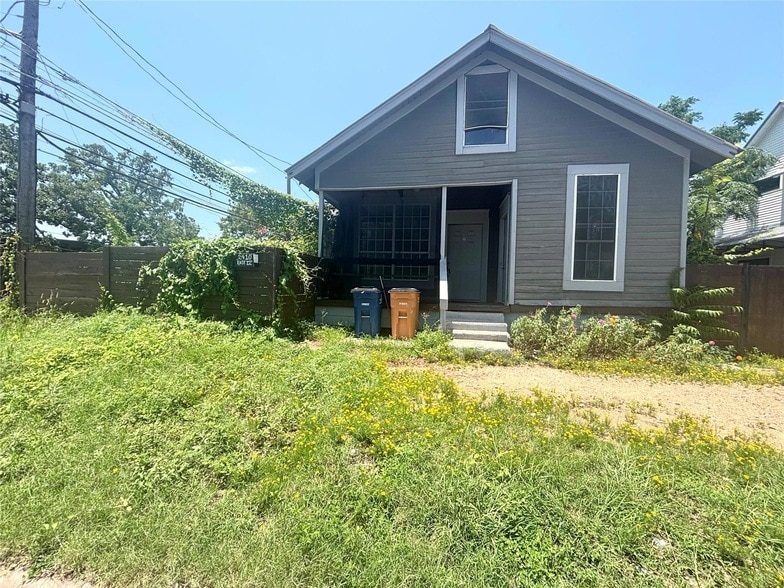 2410 E 12th St in Austin, TX - Building Photo