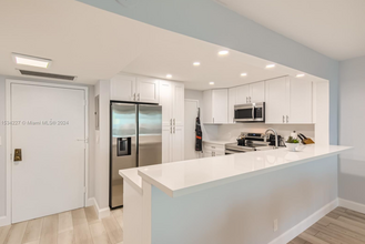3800 S Ocean Dr, Unit 1818 in Hollywood, FL - Foto de edificio - Building Photo