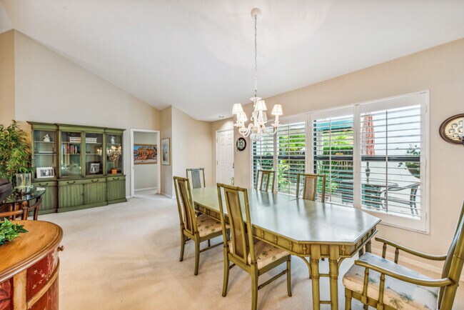 825 Reef Point Cir in Naples, FL - Building Photo - Building Photo