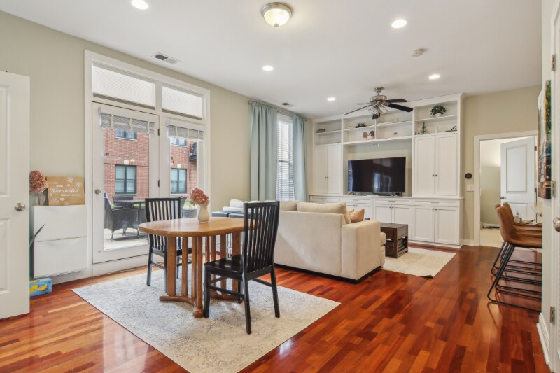 4814 N Damen Ave in Chicago, IL - Building Photo