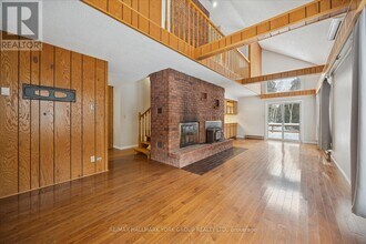 21 Pirita Rd in Georgina, ON - Building Photo - Building Photo