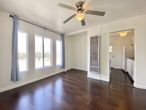 834 Laguna Ave, Unit 3/4 in Los Angeles, CA - Building Photo - Building Photo