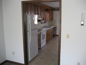 11 Bluff St, Unit david in Derby, CT - Foto de edificio - Building Photo