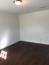 149 N Hwy 22 A-Unit -Unit 11 in Panama City, FL - Building Photo - Building Photo