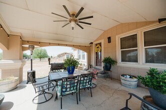 1715 N Clendenen Ave in Odessa, TX - Building Photo - Building Photo