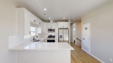 5073 55th Pl in San Diego, CA - Building Photo - Building Photo