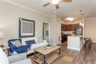 South Park Village in Sanford, NC - Foto de edificio - Interior Photo