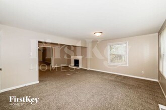 10153 Lawnhaven Dr in Indianapolis, IN - Building Photo - Building Photo