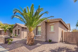 4935 W Yearling Rd in Phoenix, AZ - Building Photo - Building Photo