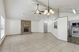 6315 Forest Village in San Antonio, TX - Building Photo - Building Photo