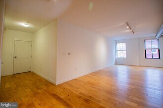 224 Church St in Philadelphia, PA - Building Photo - Building Photo