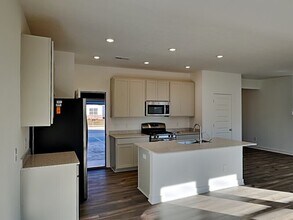748 Felix Dr in Danville, IN - Building Photo - Building Photo