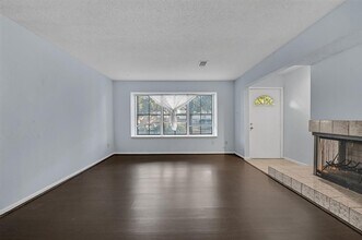 17820 Kings Park Ln in Houston, TX - Building Photo - Building Photo