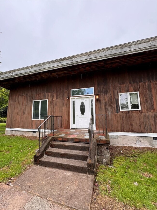 property at 955 NY-52