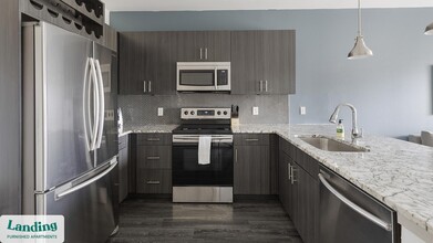 7201 Henneman Way in McKinney, TX - Foto de edificio - Building Photo