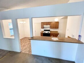 9551 Kerrville St in Dallas, TX - Foto de edificio - Building Photo