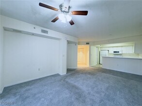 4122 Residence Drive in Ft. Myers, FL - Building Photo - Building Photo