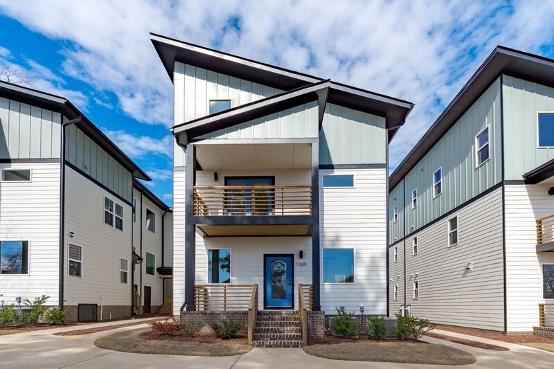 1320 E Lenoir St in Raleigh, NC - Foto de edificio