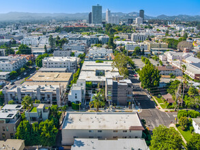 1703 Stoner Ave in Los Angeles, CA - Building Photo - Building Photo