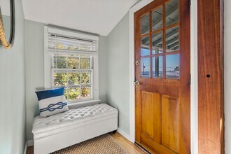 9 Gingerbread Hill in Marblehead, MA - Building Photo - Building Photo