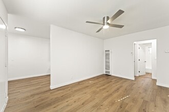 856 W 84th St in Los Angeles, CA - Building Photo - Building Photo