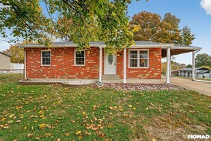 2354 Jackson Dr in Arnold, MO - Building Photo