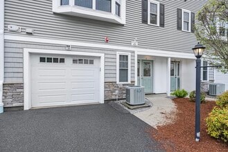 960 Main St, Unit 2 in Woburn, MA - Building Photo - Building Photo