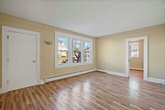 18 Richmond Pl in Stamford, CT - Building Photo - Building Photo