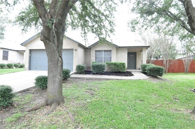 1116 Porterfield Dr in Austin, TX - Building Photo - Building Photo