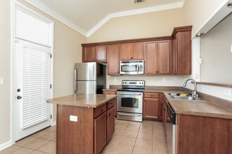 2770 Hidden Falls Dr in Memphis, TN - Building Photo - Building Photo