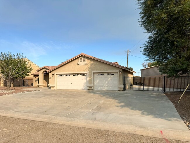 539 Kingsley St in Mohave Valley, AZ - Building Photo - Building Photo