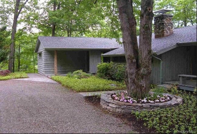 property at 272 Drake Rd