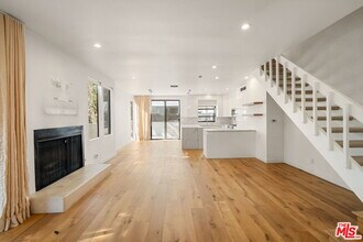 1007 Euclid St in Santa Monica, CA - Building Photo - Building Photo