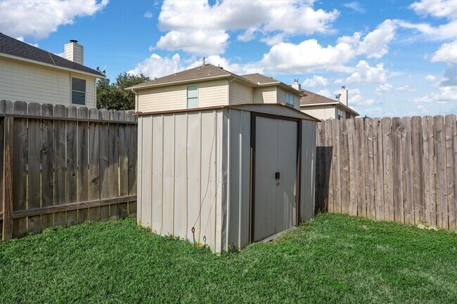 property at 21015 Hidden Bridle Ct