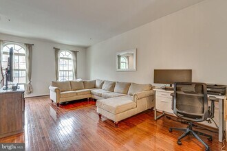 7246 Winding Hills Dr in Severn, MD - Building Photo - Building Photo