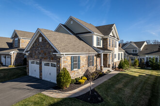 Regency in Holmdel, NJ - Foto de edificio - Building Photo