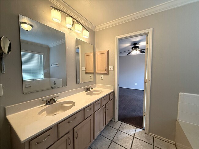 9106 Reagan Meadow Ct