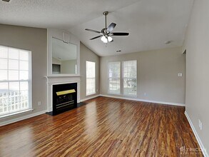 8623 Treyburn Dr in Charlotte, NC - Building Photo - Building Photo
