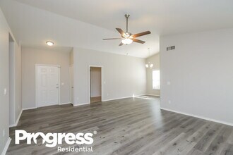 814 N Sailors Way in Gilbert, AZ - Building Photo - Building Photo