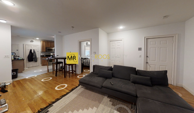 164 L St, Unit 2 in Boston, MA - Building Photo - Building Photo