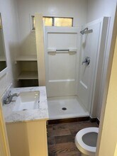 1116 5th St in Los Banos, CA - Building Photo - Building Photo