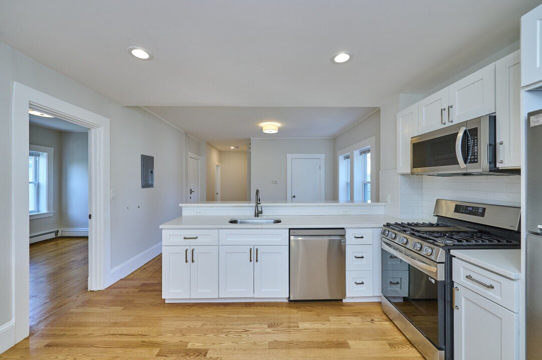 67 Wheatland St, Unit 2 in Somerville, MA - Building Photo