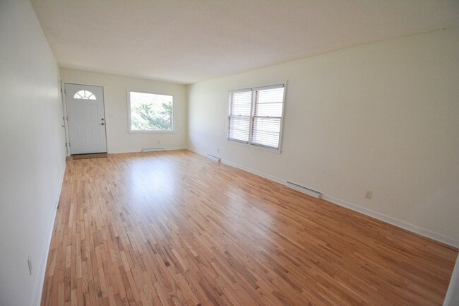706 Memorial Pkwy SW in Rochester, MN - Building Photo - Building Photo